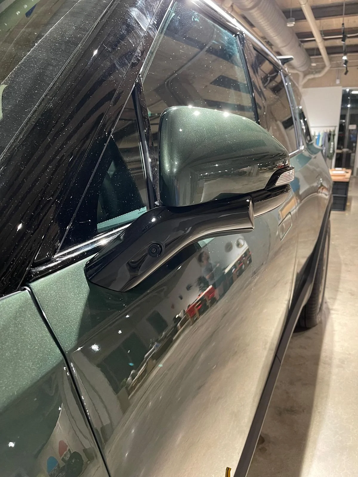 Rivian R1T R1S Gen 2 Rivian R1 - Real Life Pictures & Impressions IMG_3213
