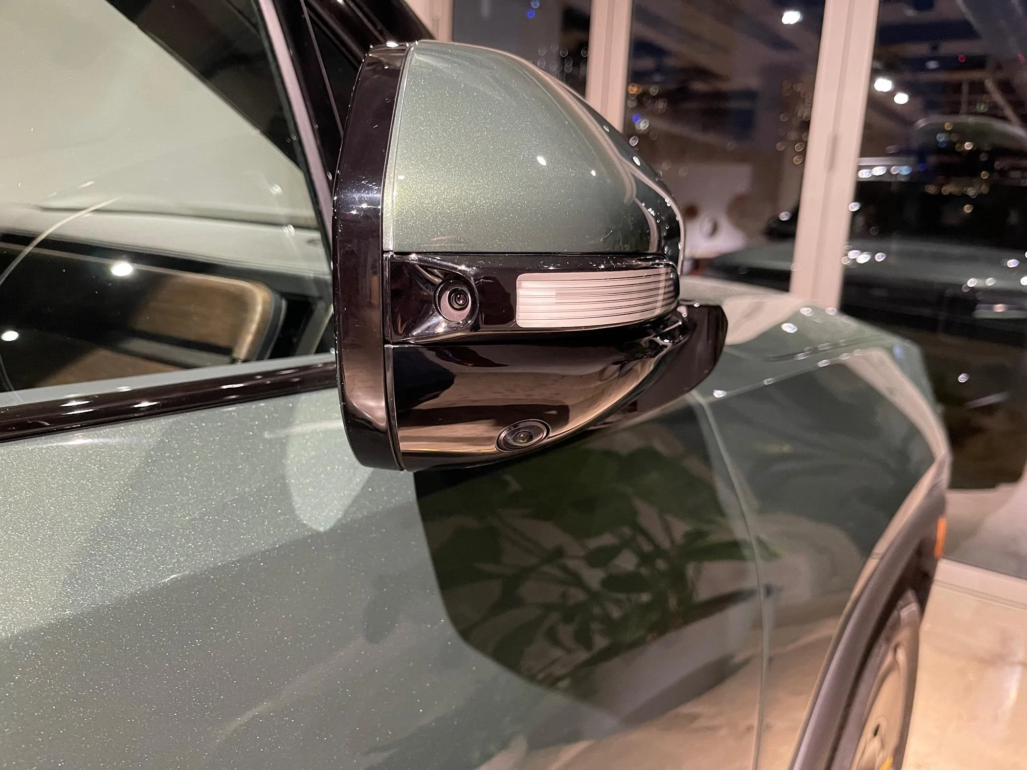 Rivian R1T R1S Gen 2 Rivian R1 - Real Life Pictures & Impressions IMG_3207