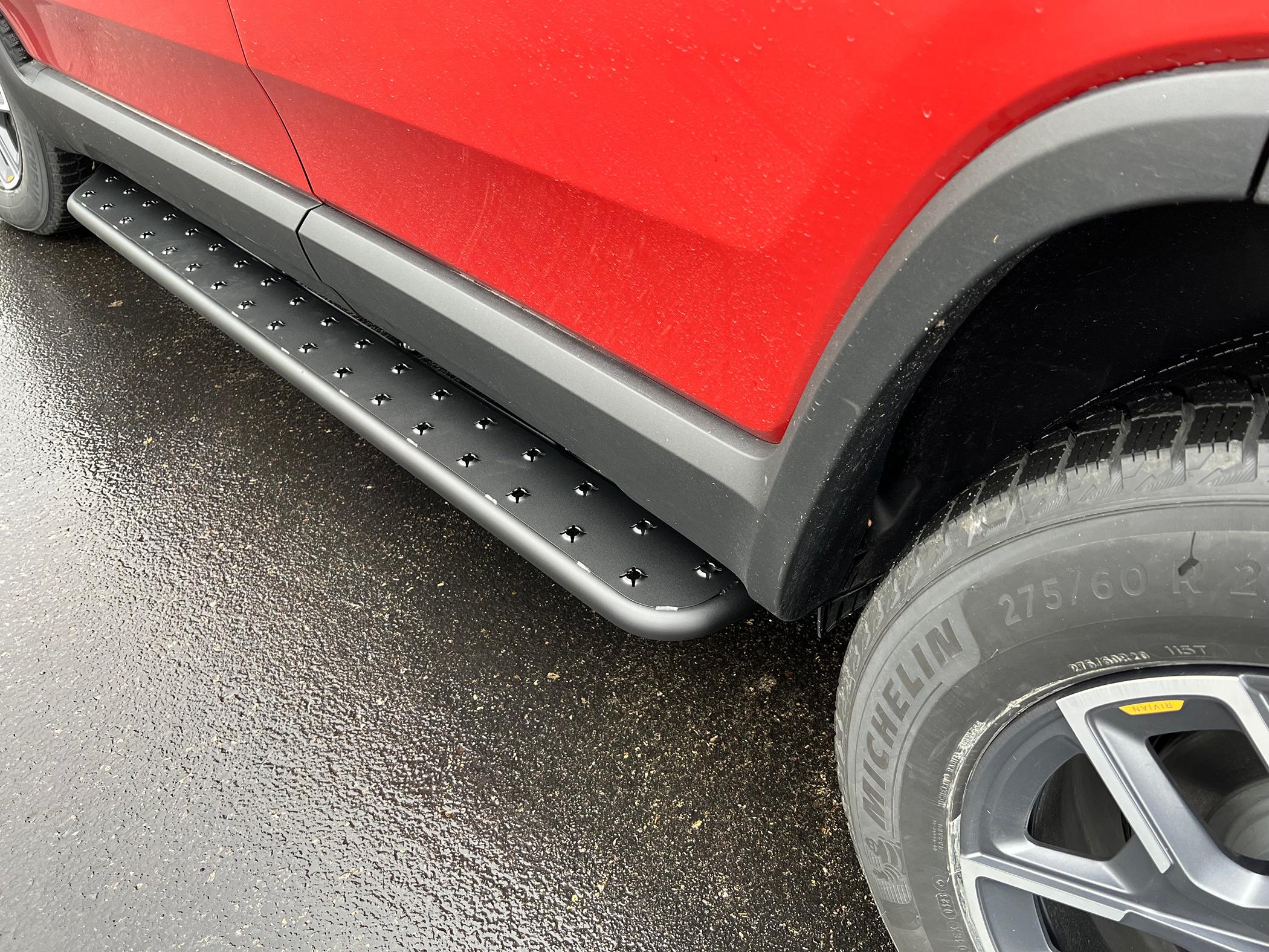Rivian R1T R1S RealWheels EV Stainless Steel Running Boards IMG_3440.JPG