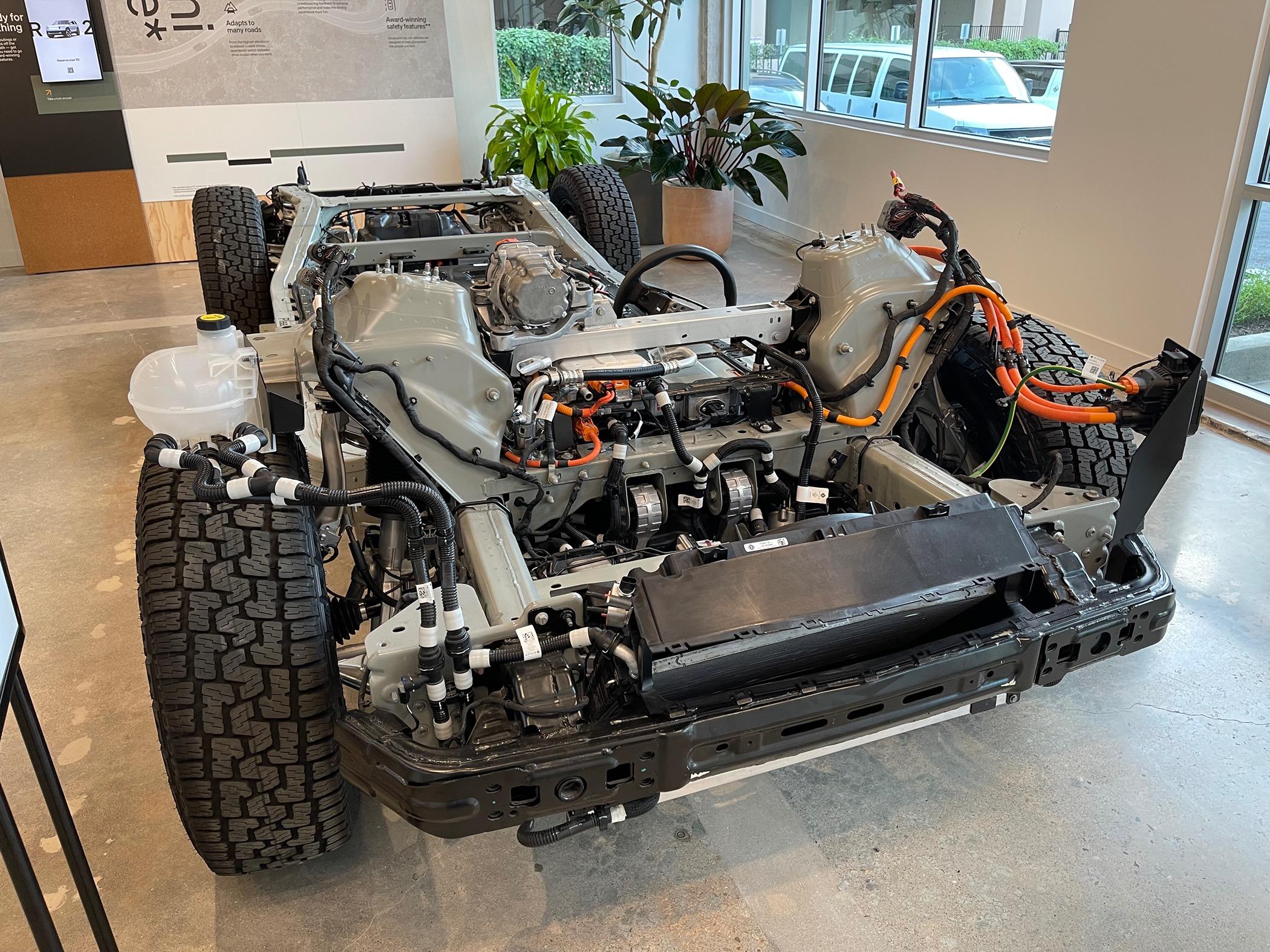 Rivian R1T R1S Rivian executive acknowledges R1S AC noise problem IMG_3098