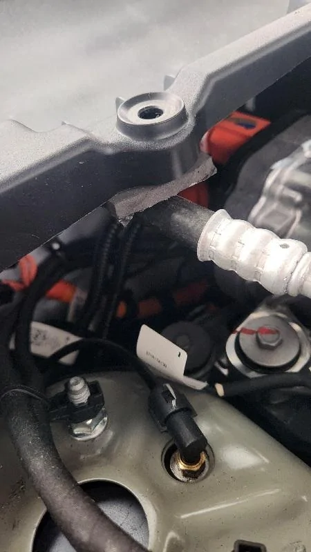 Rivian R1T R1S Rivian executive acknowledges R1S AC noise problem 20240617_162708