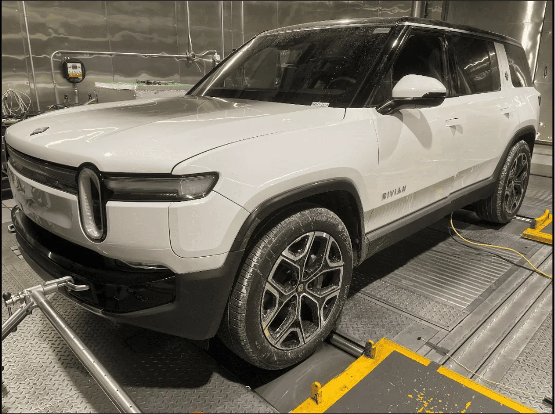 Rivian R1T R1S Is Rivian Changing Bolt Pattern Gen 1 to Gen 2? 1718712047102-fh