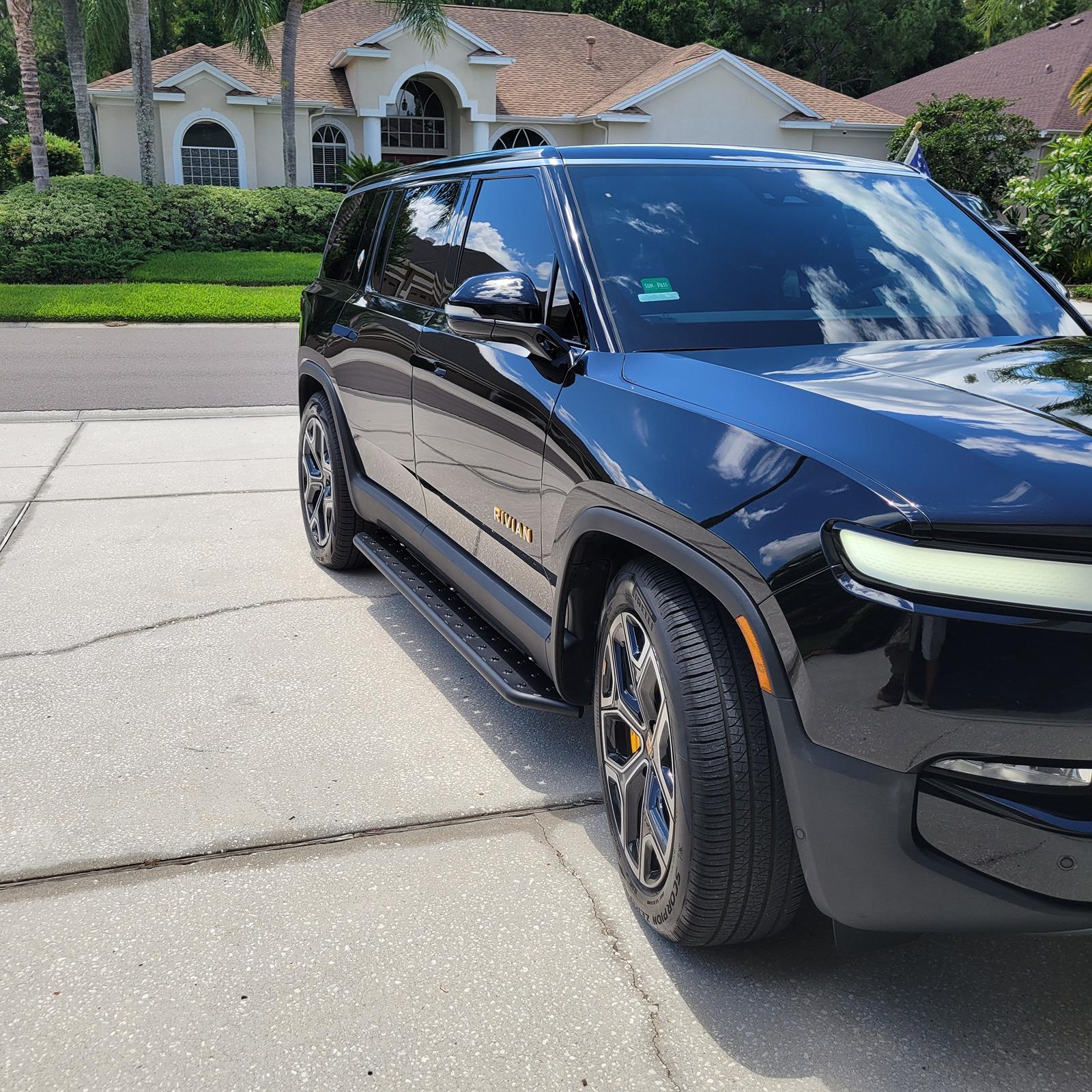 Rivian R1T R1S RealWheels EV Stainless Steel Running Boards RunninBoardsRHS