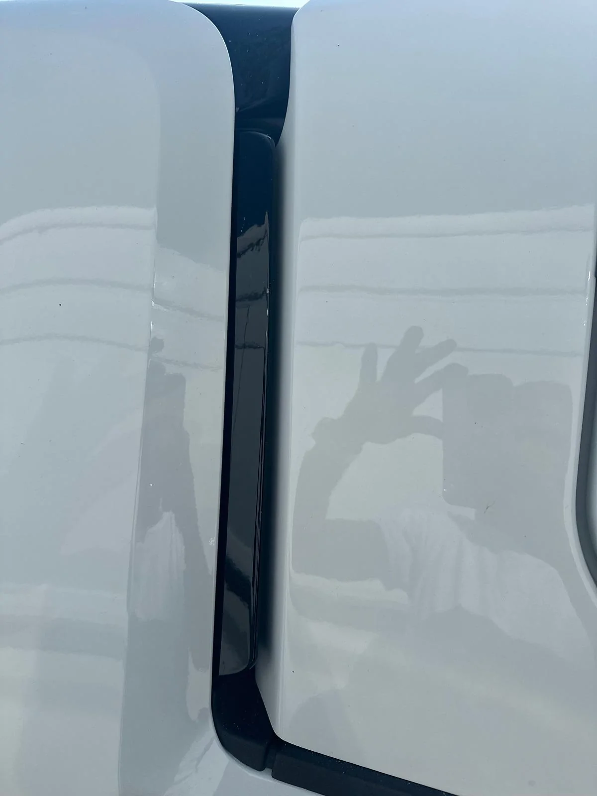 Rivian R1T R1S Leer Bed Cap Topper and Brush Guard spotted on Rivian R1T manufacturer plated vehicle 74041067537__C0D0926B-F477-47D5-B031-5D98626E4ED2