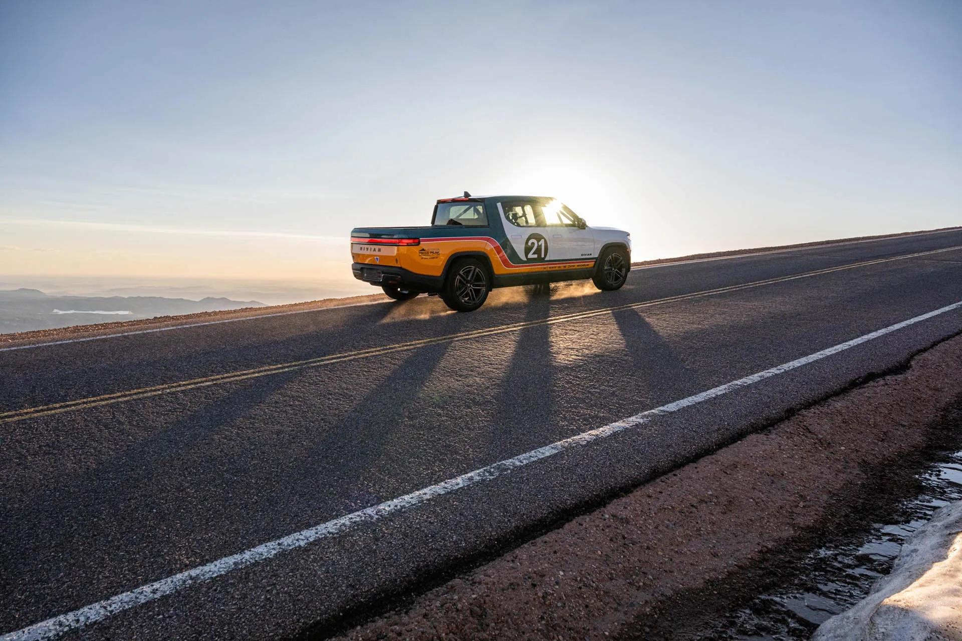 Rivian R1T R1S Watch the Pikes Peak race on Sunday (6/23) @ 7:30am MT -- featuring 1025hp Gen 2 R1T Quad-Motor 2025-rivian-r1t-quad-motor-at-pikes-peak_100933566_h