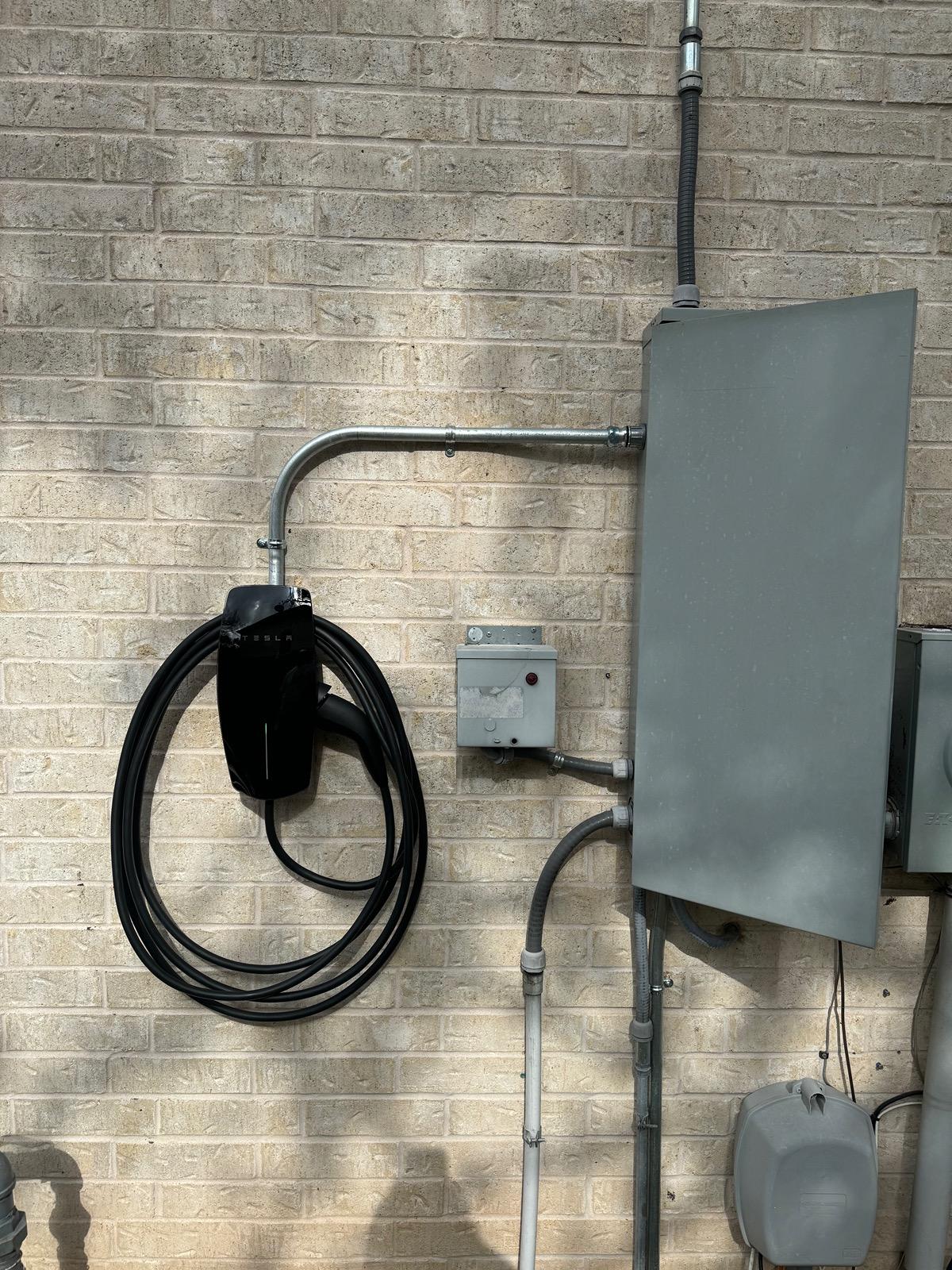 Rivian R1T R1S Show off your Level 2 Home Charger installs here IMG_3457
