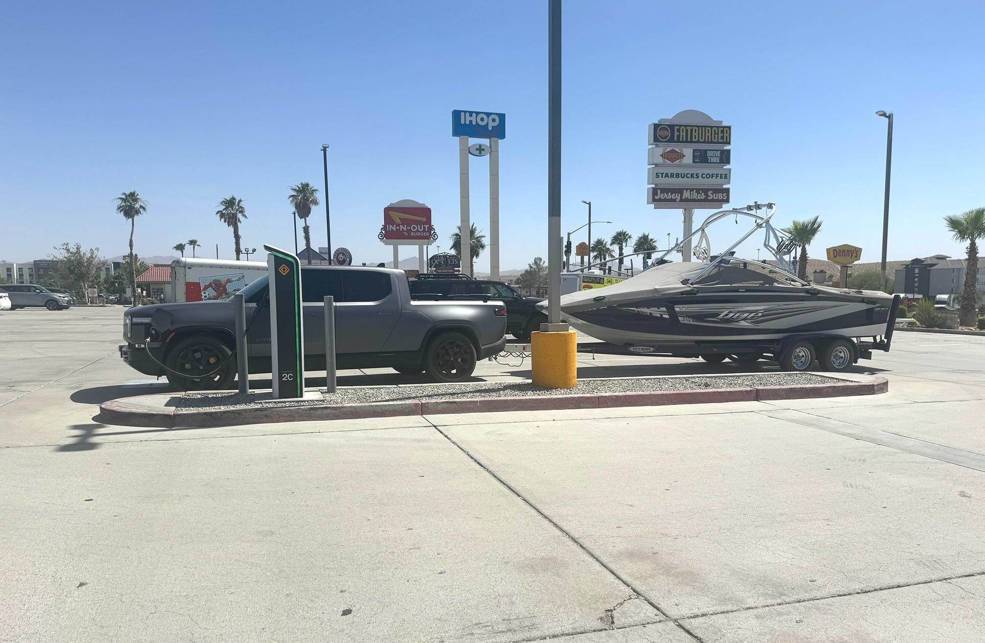 Rivian R1T R1S Towing my boat through the CA desert -- the Good and the Bad IMG_1308 (1) (1).JPG