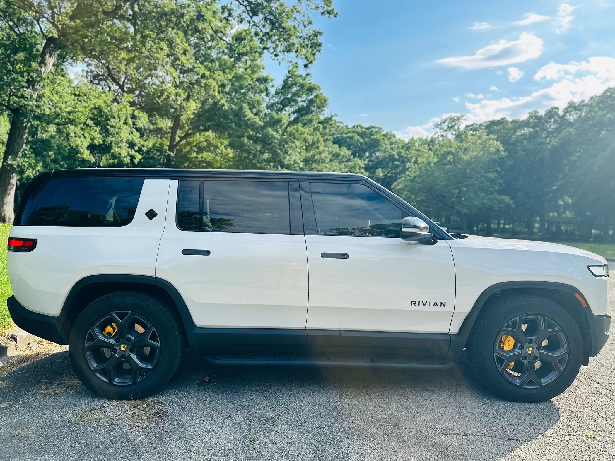Rivian R1T R1S PPF, blackout and de-badge (white R1S) IMG_6560