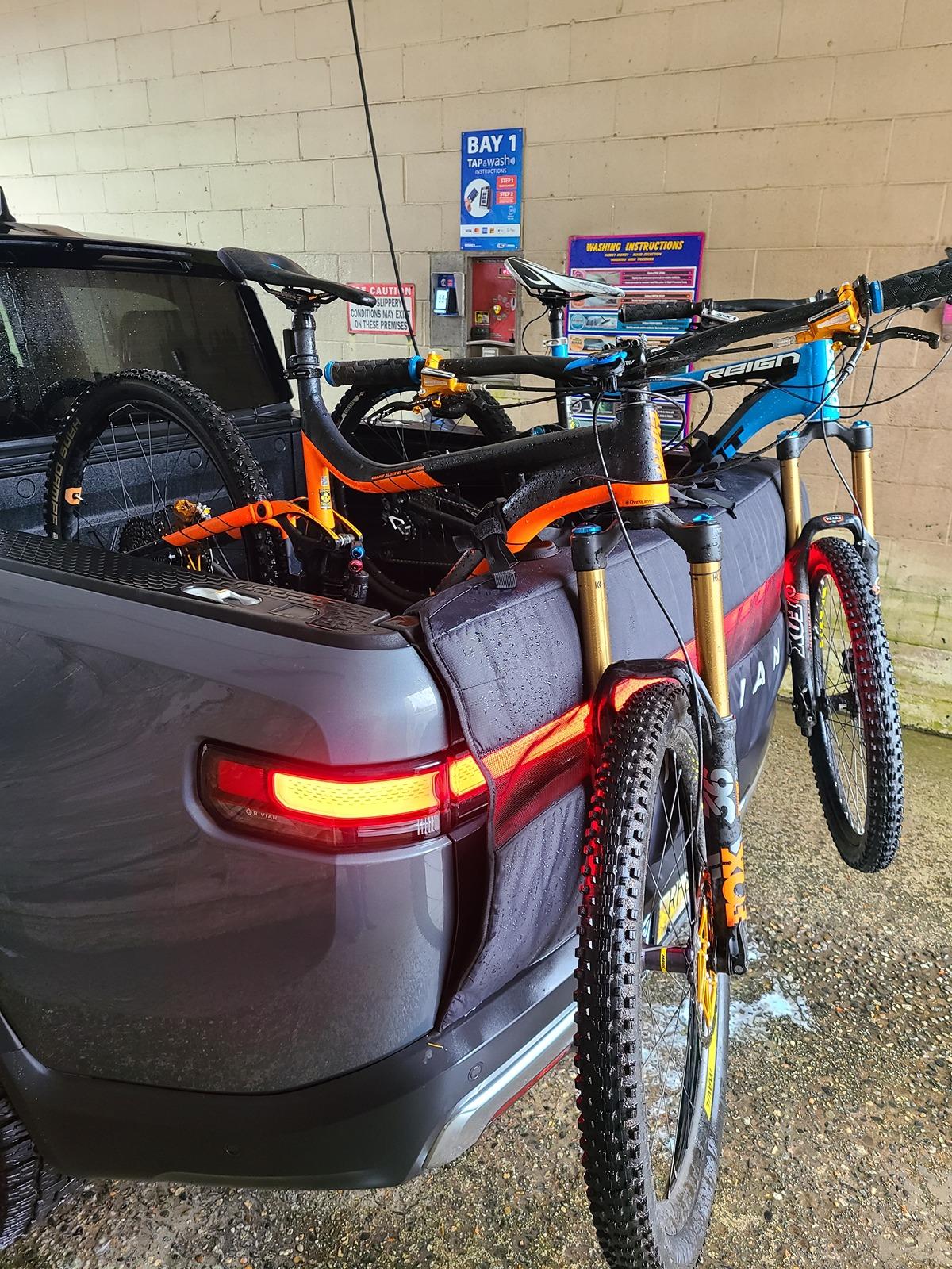 Rivian R1T R1S Cybertruck Laugh of the Day [⚠️ WARNING: NO POLITICS; MEMBERS BANNED] 20231014_163943