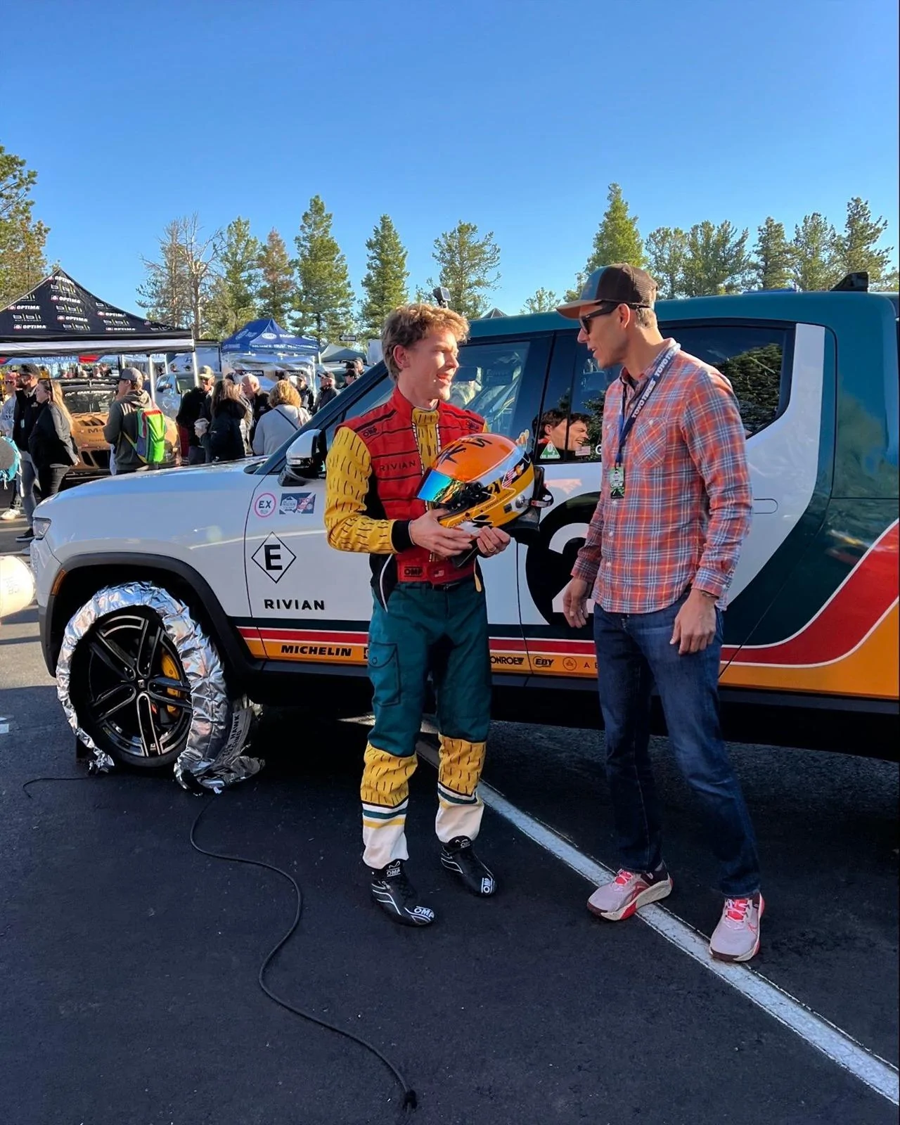 Rivian R1T R1S Gen 2 Rivian R1T beats Gen 1 Pikes Peak time by 30 seconds! GQy21wlbUAA3_9R