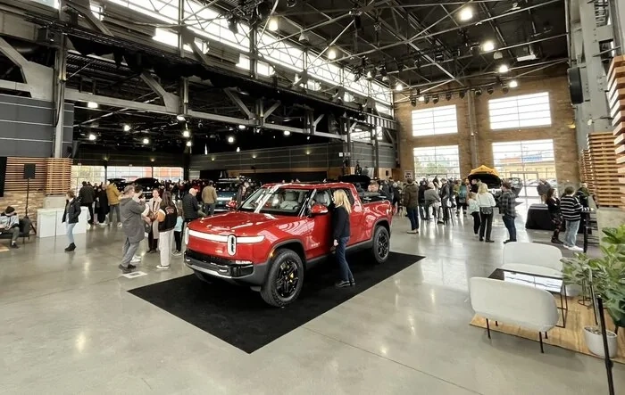 Photos / videos from today's Rivian Vancouver Open House Event (Canada Launch Event)