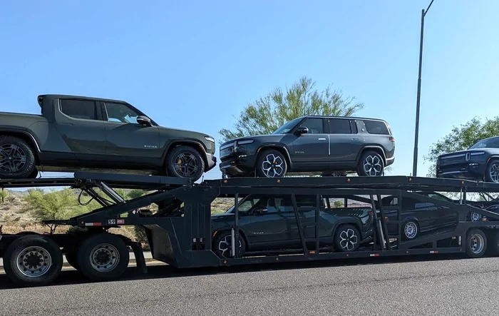 Updated Delivery Windows to be announced in Jan 2023 (per Rivian Customer Service 12/14/22)