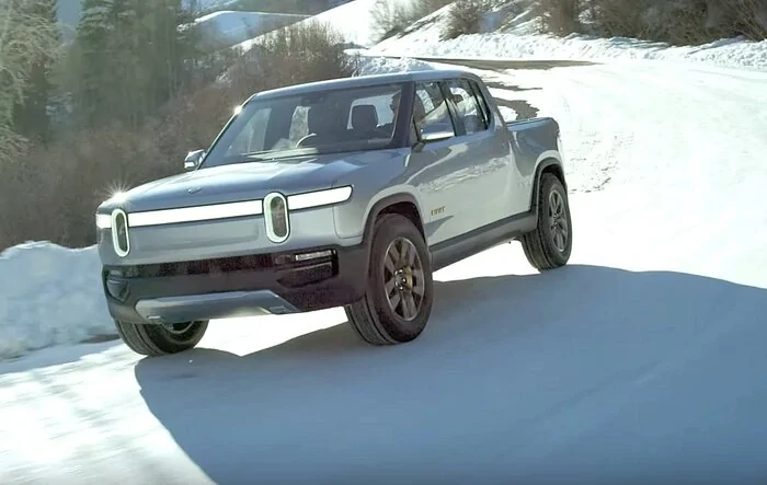 Ski / snow trip experience with the R1T