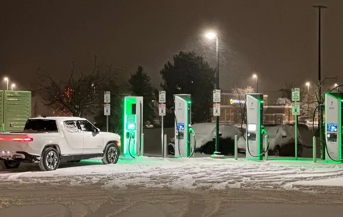 New EA Chargers Are Failing in the Cold -  Fixed!!?