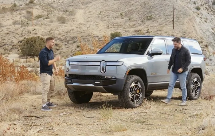 R1S Review: "The Tesla Bronco Defender" -- Throttle House