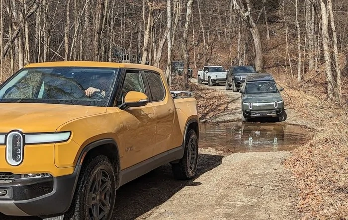 Trip Report: 4 Hours of Driving + 3 Hours of Off Roading (15 Rivians) State Forest Event