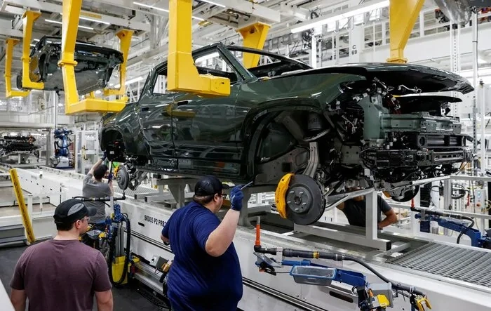 New Rivian customer satisfaction campaign -- halfshaft issue (on 2022 R1S and R1T)