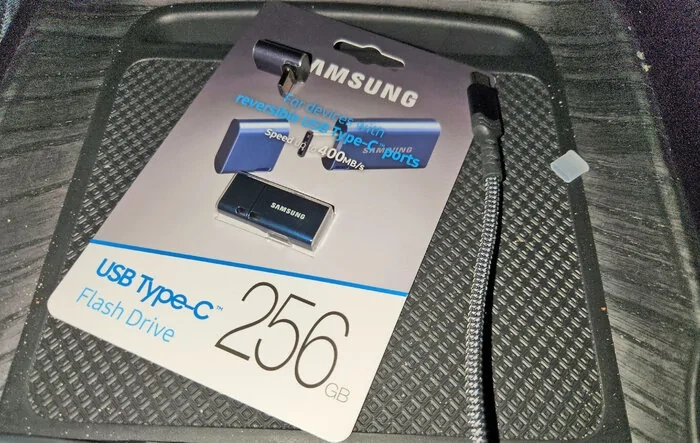 Show off your dashcam memory card install