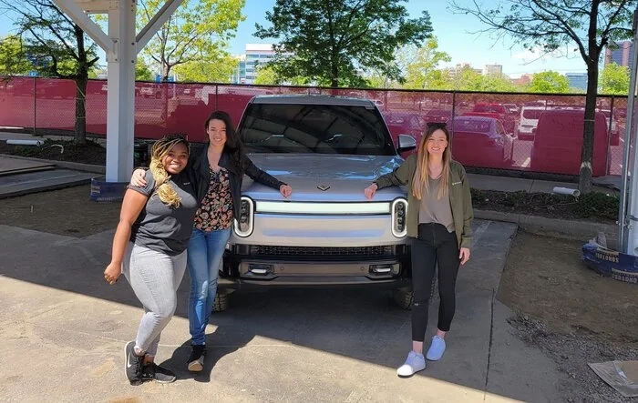 Rivian R1T Pics and Writeup From CT Event to Support Direct EV Sales