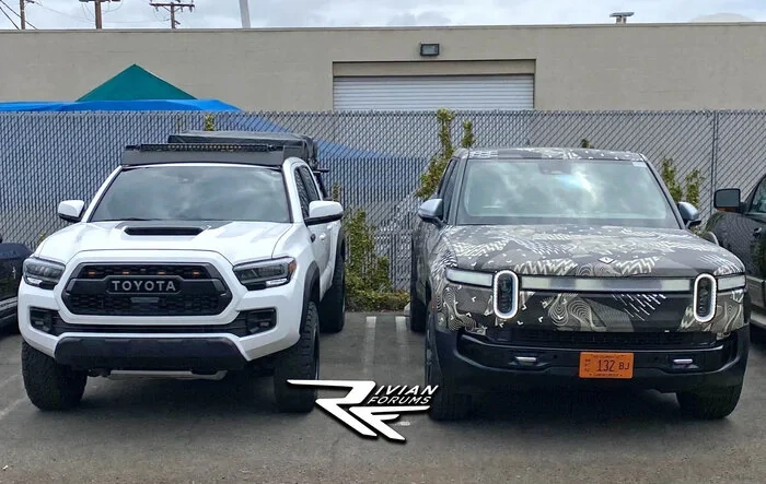Rivian R1T vs Toyota Tacoma TRD Pro side-by-side comparison - real life sighting
