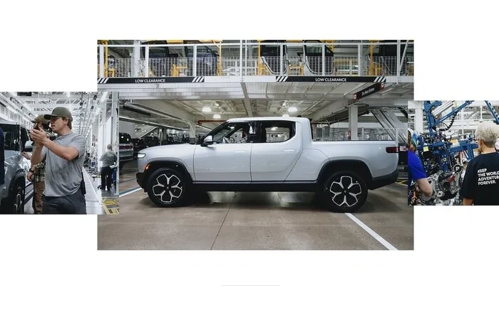 First customer Dual-Motor R1T rolls off production line!