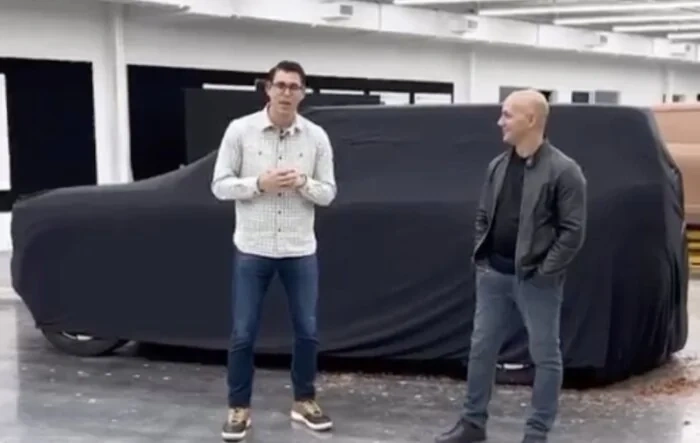 R2 clay model "revealed" under blanket cover!