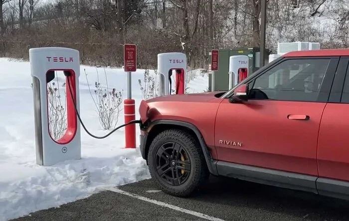 POLL: Would you like Rivian to adopt NACS Tesla charging standard?
