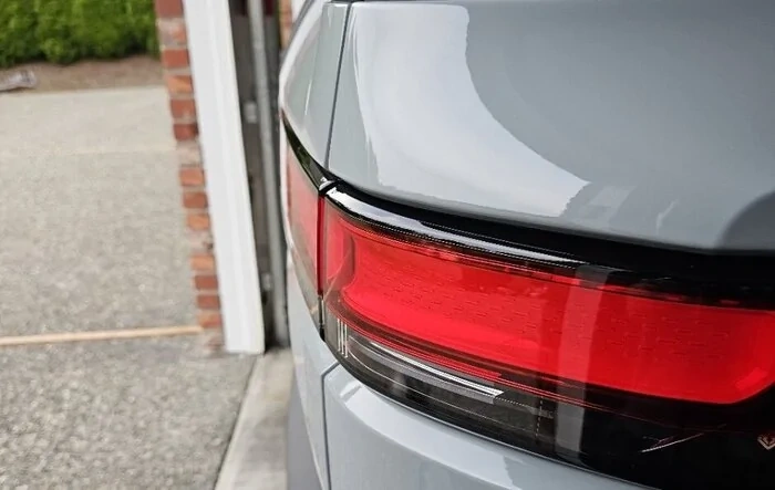 Adjusting R1S liftgate / tailgate alignment -- how-to DIY instructions