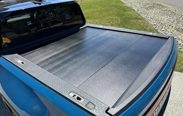 Decent DIY R1T Manual Bed Cover -- constructed and installed