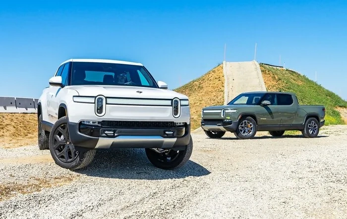 Tested Review: 2023 Rivian R1T Performance Dual-Motor Hits 60 MPH Before You Finish Reading This Title (by Edmunds)