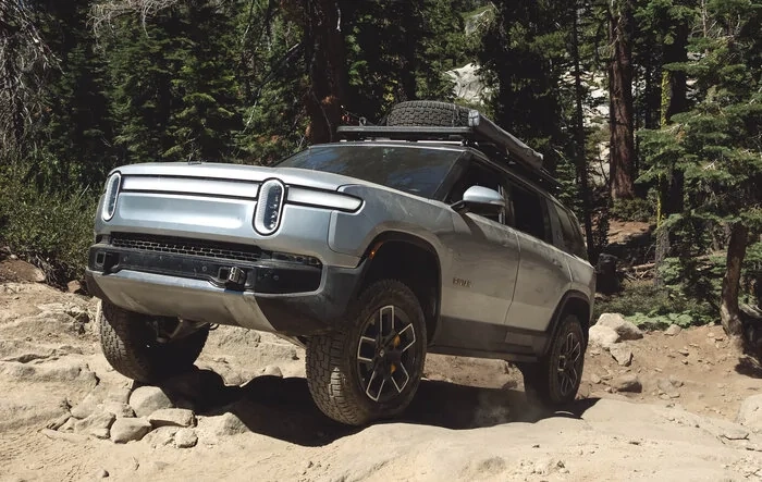 Rivian R1S Becomes First Production EV to Complete the Rubicon Trail!