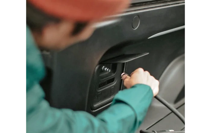 Rivian to Include Air Compressor Kit With All Vehicles (Confirmed by Customer Service)