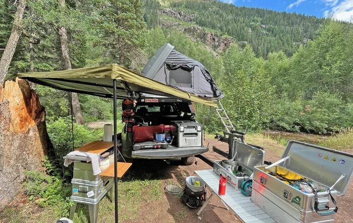 Camping (gear and range) Review in my R1T
