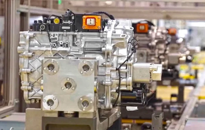 More looks at Dual Motor production