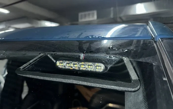 Mobile Service R1T are equipped with these Warning/Work Lights