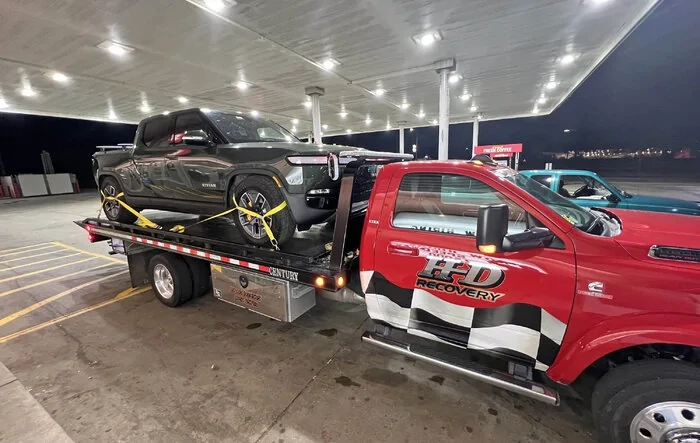 R1T Break Down Report & Rivian Customer Service Review -- Milwaukee to Detroit Trip