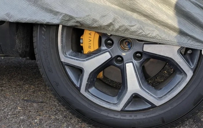 21" wheel aero inserts are designed to be removable - confirmed by Rivian Customer Service!