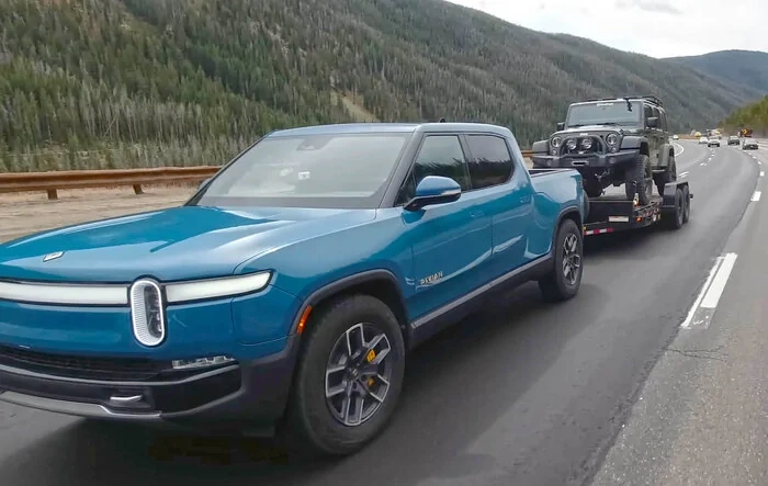 Interesting towing results with OTA Update 2023.38 -- R1T on Ike Gauntlet (by TFL)