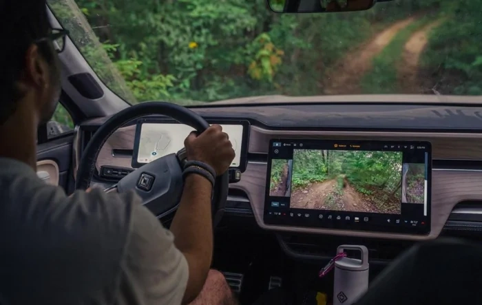 Cameras App Features & Functions - clues from the Motortrend feature