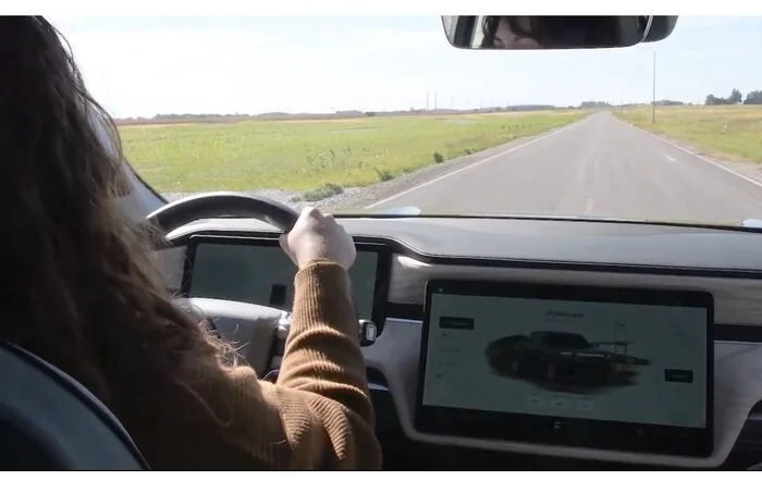 Video: Herald and Review drives Rivian R1T -- tests acceleration and going uphill / downhill