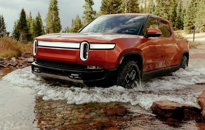 R1T Reviews Master List: JRE, Rivian Stories, Jalopnik, Inside EVs, KBB, Roadshow, ETC