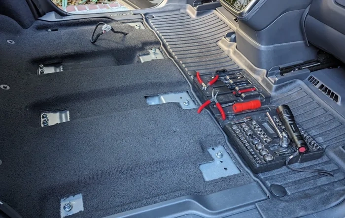 Step by Step Removal of Second Row in R1S (DIY instructions w/ photos)