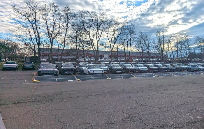 First Rivian Service Center officially open in NJ (Mahwah)!