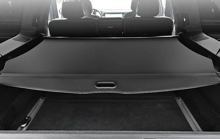 【BestEvMod】Retractable Cargo Cover for R1S now available, saving 20% during the weekend!