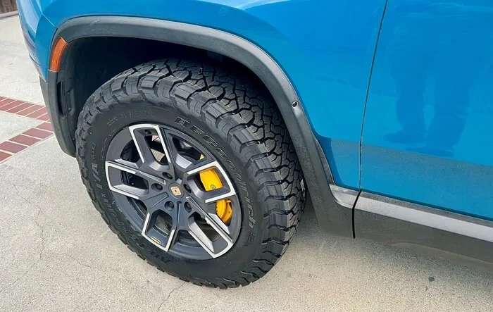 Tire review - BFG KO3 vs Perrelli Scorpion AT Plus
