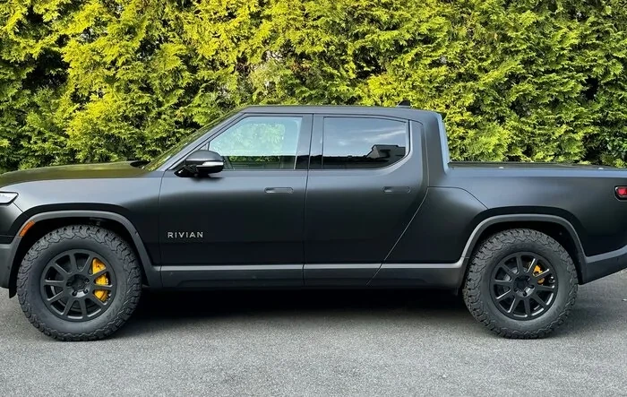 Black R1T with Stealth Wrap + Thuren Wheels + BFG KO2s (295/65/R20) Tires