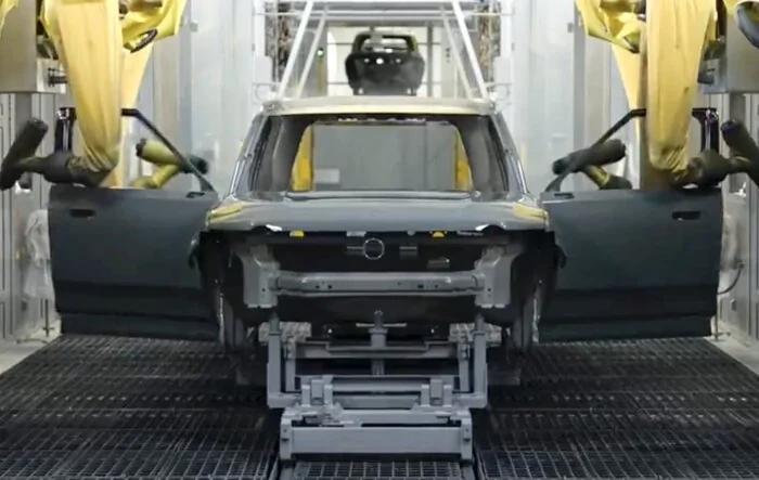 New Storm Blue Paint Color Photos & Video (During Production and at Service Center)