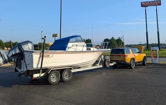 2800 mile road trip / towing 5k lbs boat / R1S vs Porsche