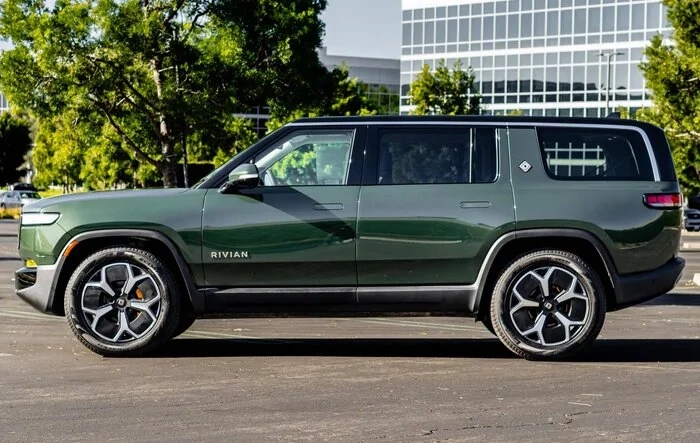 2024 R1S - The Suburban Mom Review