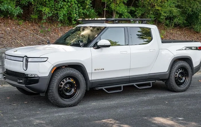 Introducing New Side Step Nerf Bars from EV Sportline!  - A third option from the original source for Running Boards